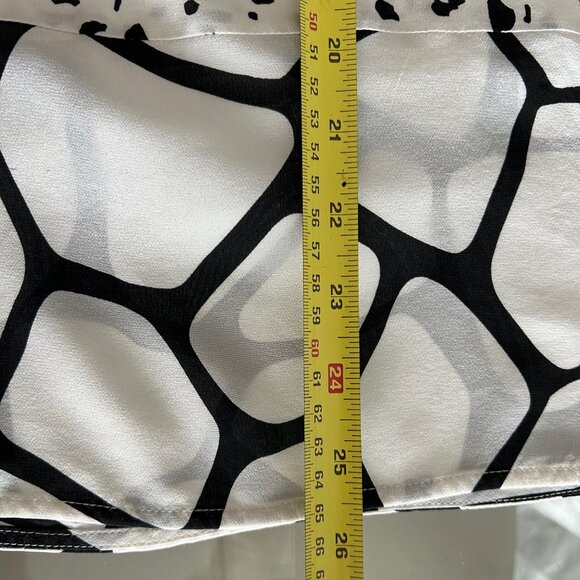 Club Monaco Silk Sleeveless Top Size Small - Picture 7 of 7